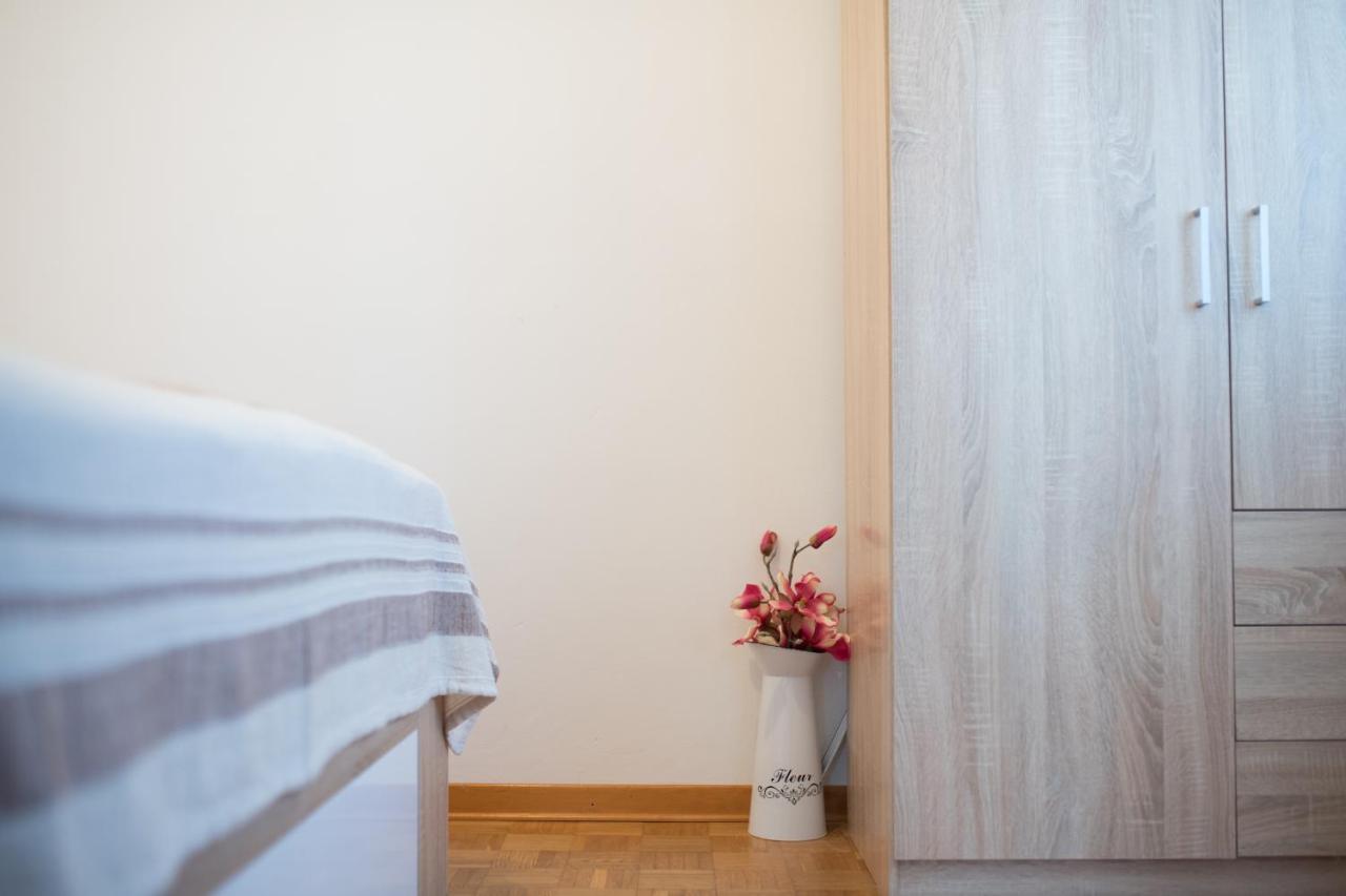 Appartement Red Karmenita à Umag Extérieur photo