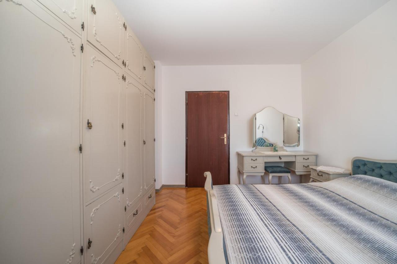 Appartement Red Karmenita à Umag Extérieur photo